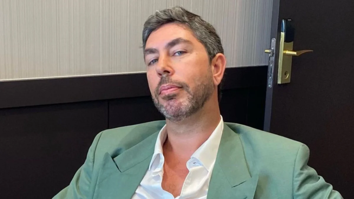 Adriano Silva Martins: apresentador admite ter o coração ocupado