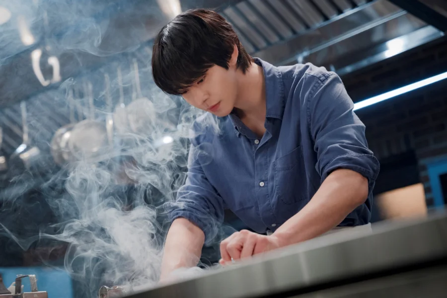Ahn Hyo Seop: chef enigmático entra em "The Table: K‑Chef 2026"