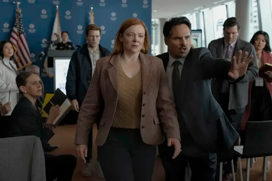 All Her Fault: corpo no lago complica investigação