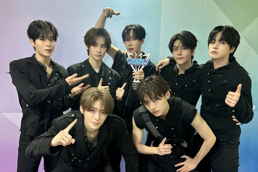 ALPHA DRIVE ONE garante 2.º troféu com "BORN DIRE" no Show Champion