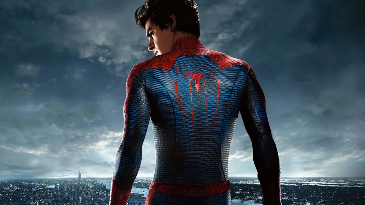 Andrew Garfield pede um Spider-Man gay