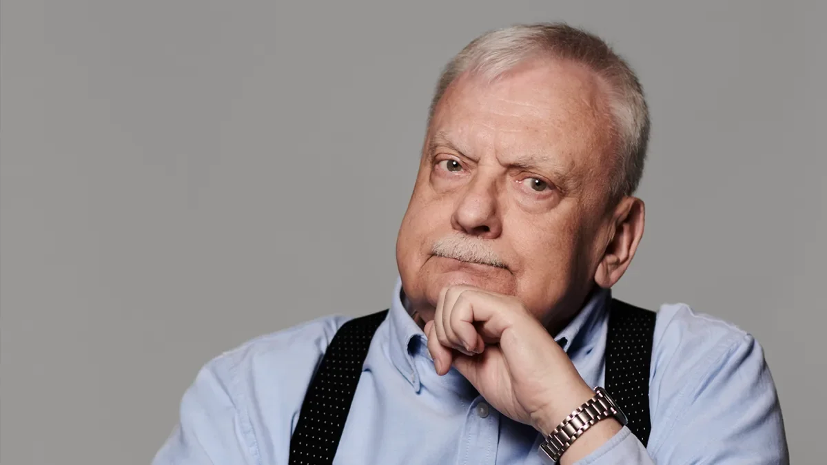 Andrzej Sapkowski regressa com novo romance protagonizado por Geralt