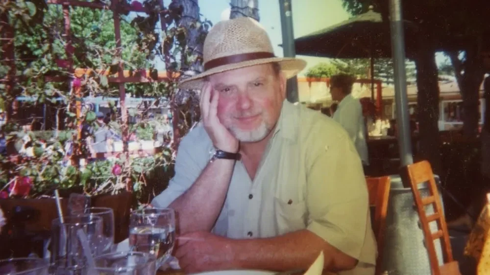 Dick Guttman: publicista de estrelas morre aos 93