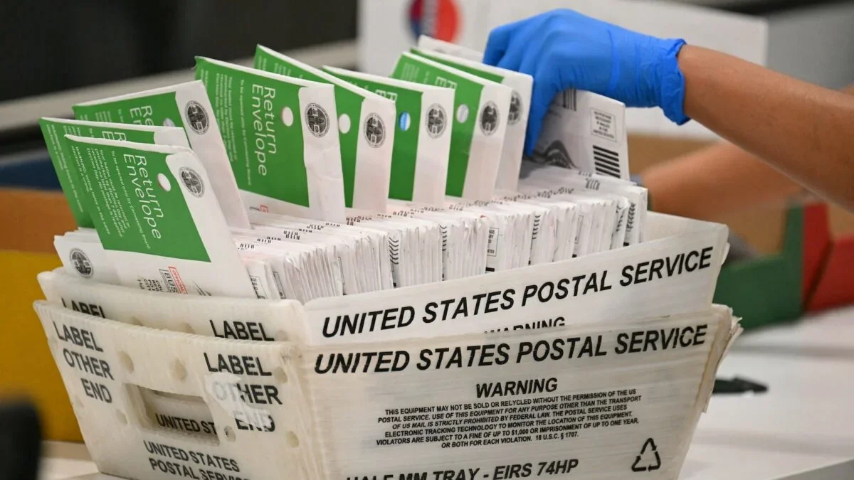 Donald Trump: sistema postal pode anular milhões de votos por lote