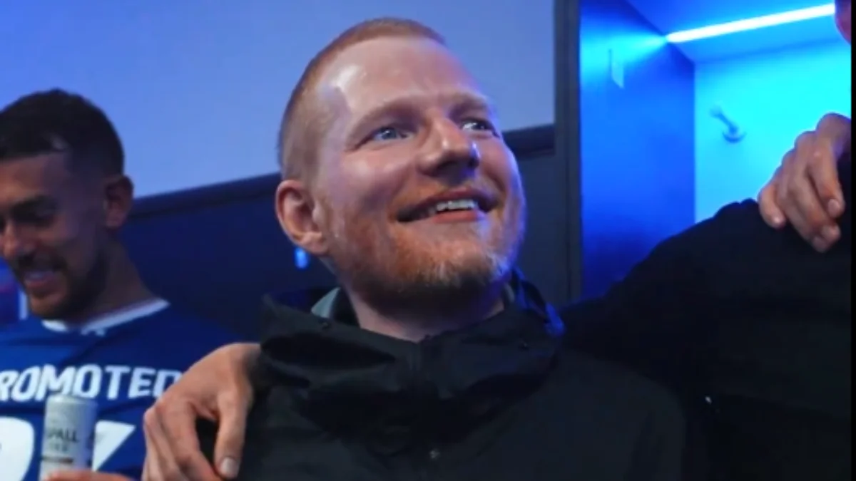 Ed Sheeran: saída de Macklemore da "Loop Tour" não foi decisão sua