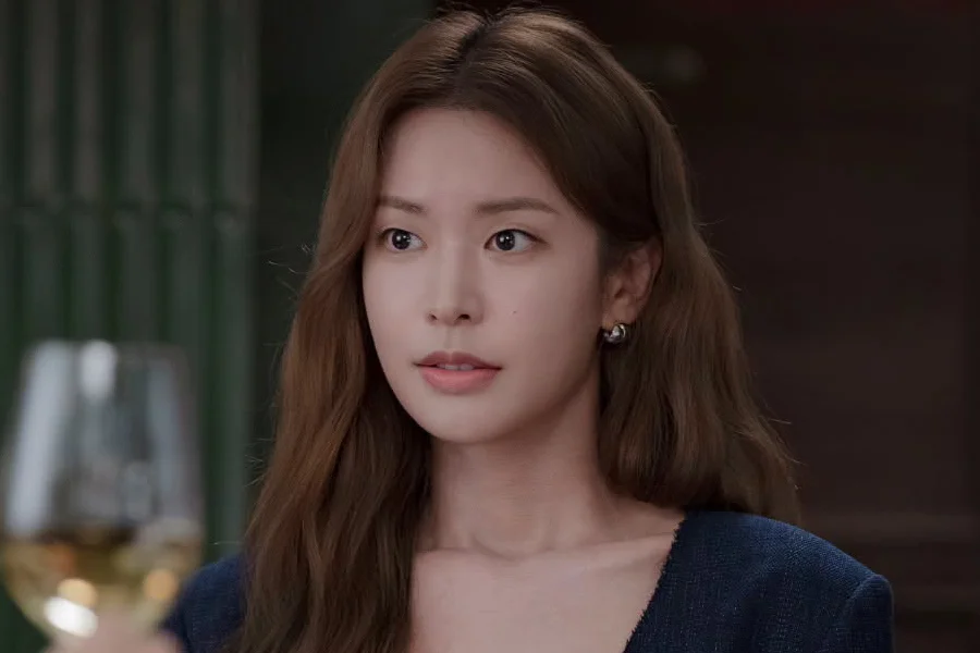 Final Table: Jung Yoo Jin encontra o misterioso Ahn Hyo Seop