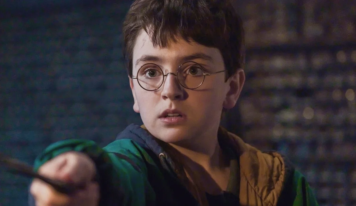 Harry Potter e a Pedra Filosofal: trailer revela cenas inéditas