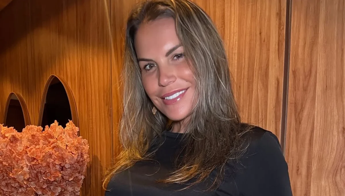 Katia Aveiro exibe transformação e lança apelo motivacional