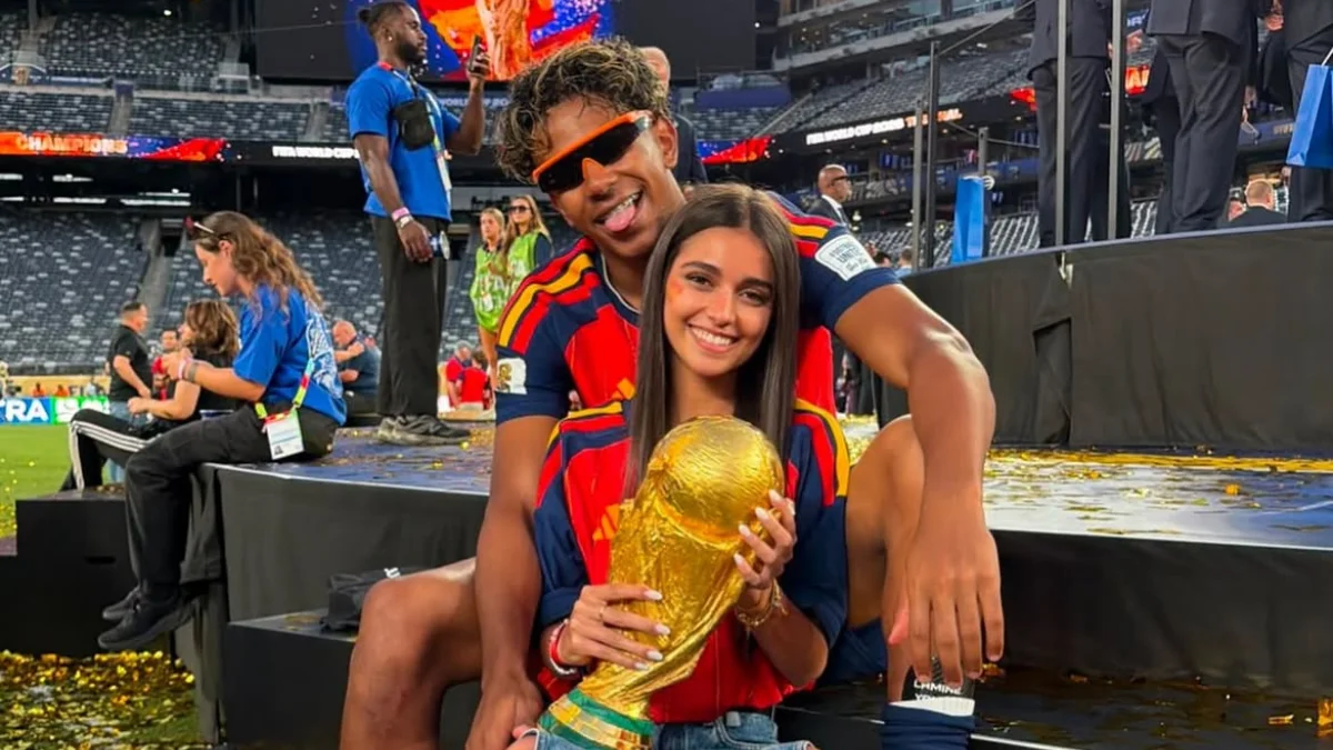 Lamine Yamal expõe romance em vídeo íntimo e torna-se viral