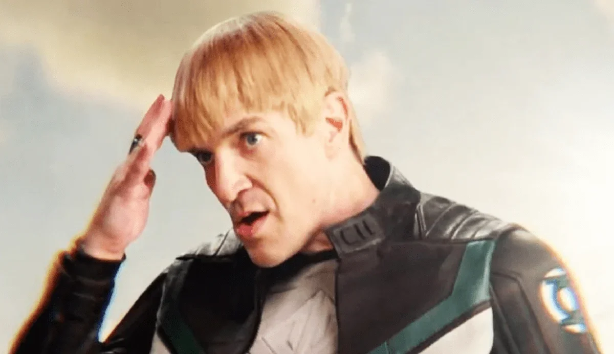 Lanternas: Guy Gardner chega com Nathan Fillion e liga a Superman