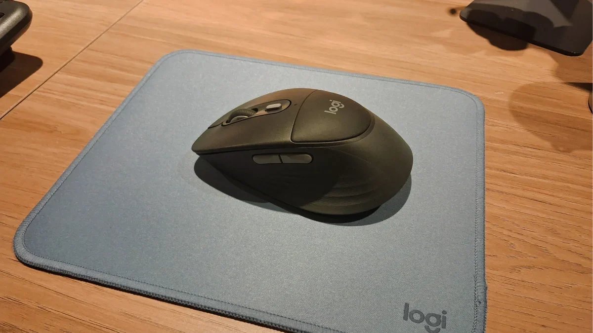 Logitech apresenta M850 L com apoio acolchoado que evita a fadiga