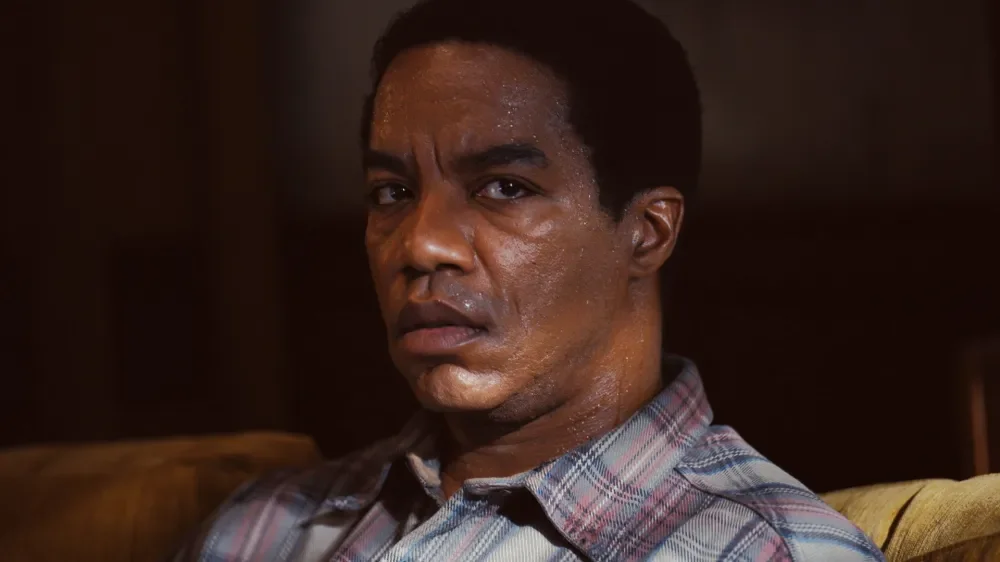 Mr. Nelson, Did You Kill People?: Tsukamoto questiona se a guerra faz assassinos