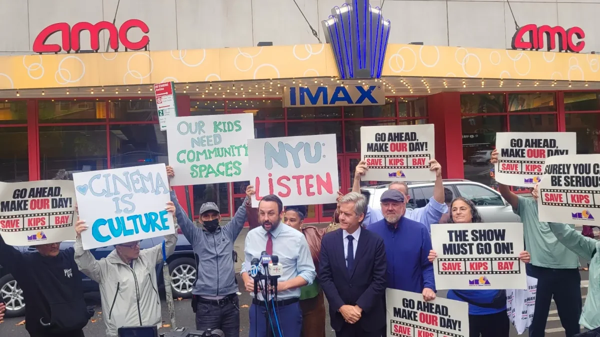 NYU Langone compra terreno do AMC Kips Bay e desencadeia protestos