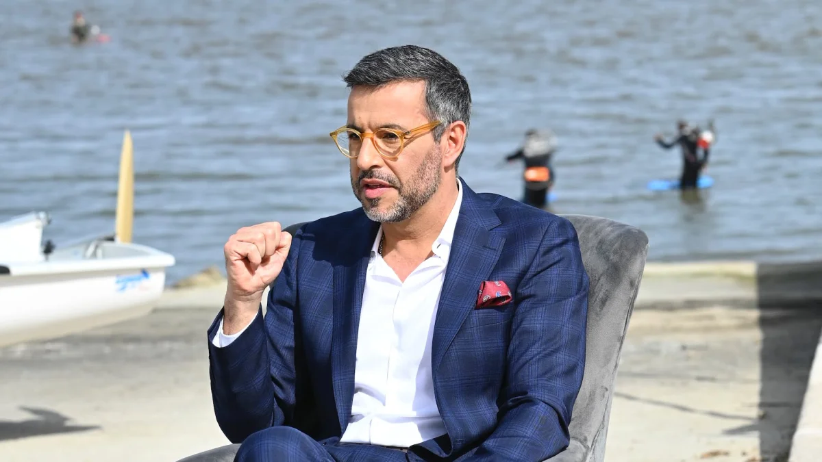 Pedro Benevides despede‑se após mais de 50 episódios