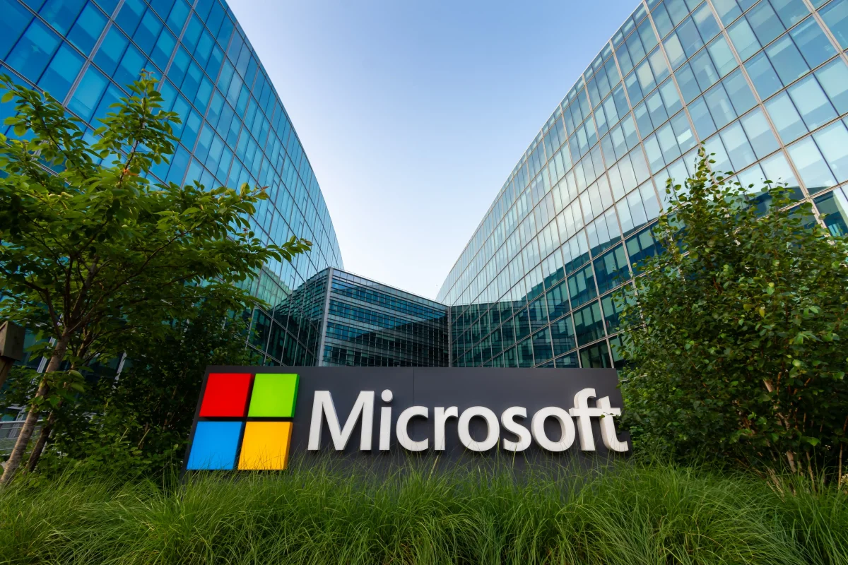 Word e Outlook: sugestões de texto desligadas por defeito