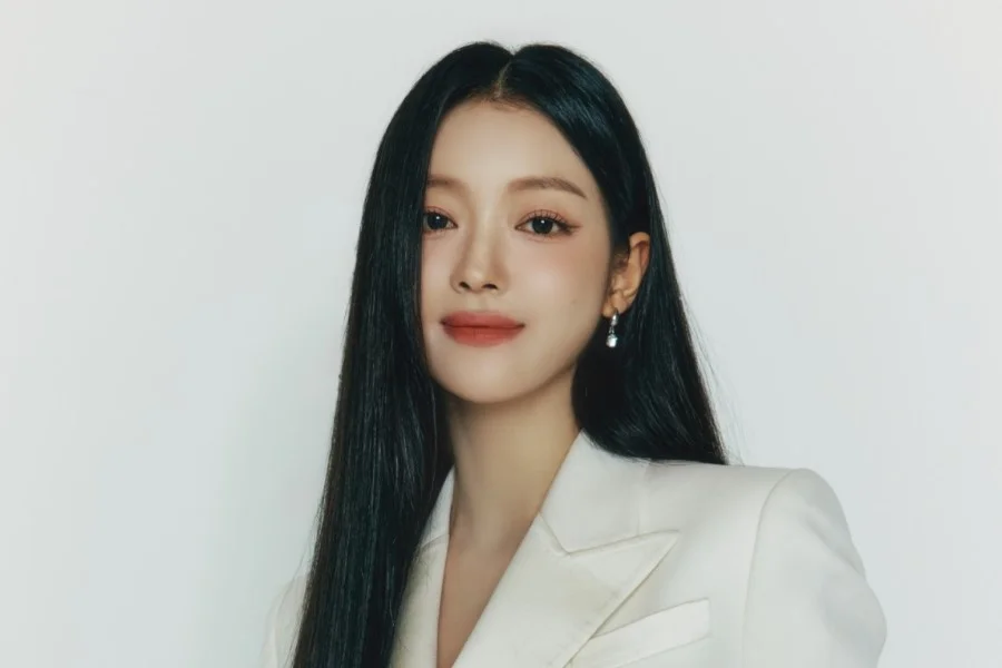 YooA: assina contrato exclusivo com Ringcoms e prepara novos projectos